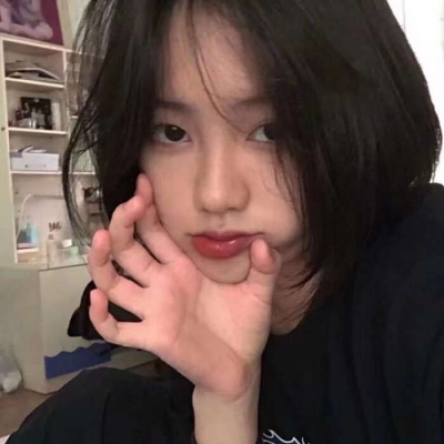 头像2021年最流行电脑桌面壁纸女生头像图片