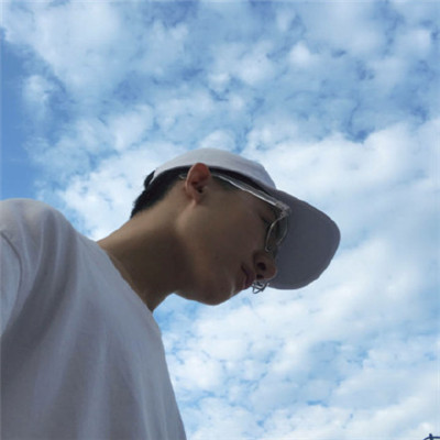 颓废伤感的最好看的男生女生头像图片