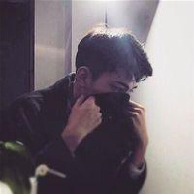 漫画头像男生冷酷紫图片