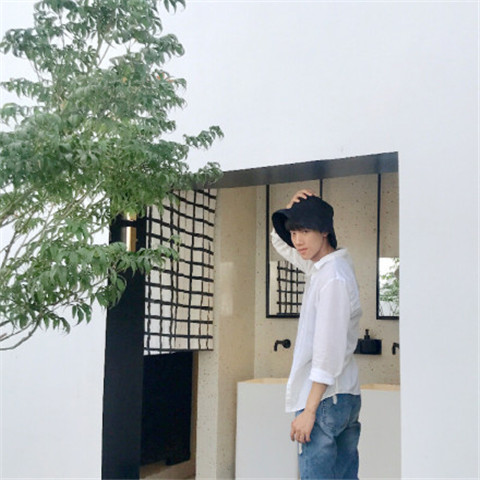 微信头像男生有钱图片