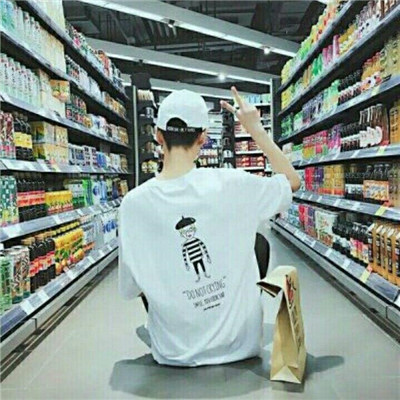 菱形男生头像图片