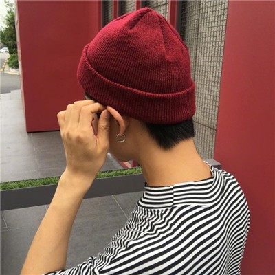 白色头发QQ头像男生图片