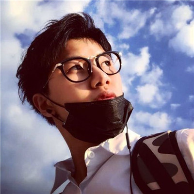 孤独伤感古风男生侧颜qq头像图片