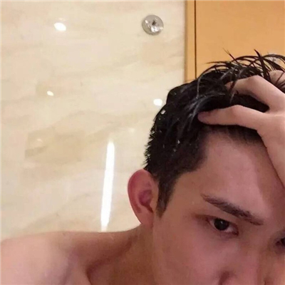 一个人的头像特别清纯的头像男生头像图片