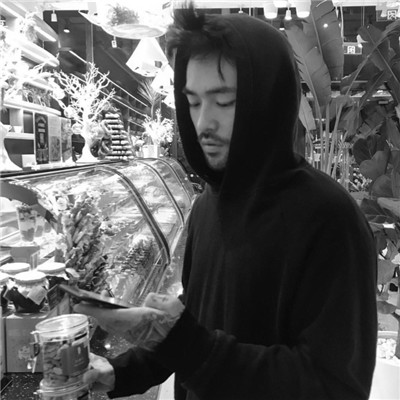 帅气头像蓝色男生清新头像图片