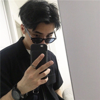 帅气头像蓝色男生清新头像图片