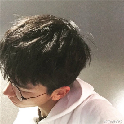 2018清新帅气小哥哥头像高清大图落日男生微信头像图片