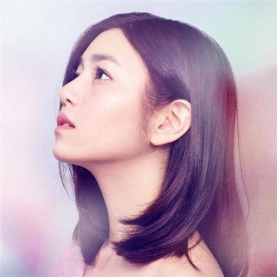 黑白手绘动漫女生头像图片