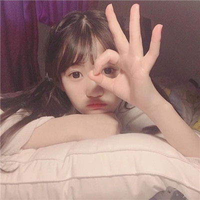 微信头像女生带字卡通图片