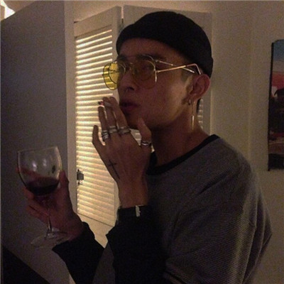 非主流头像男生捧花qq头像图片
