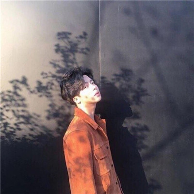 帅气头像冬天男生唯美头像图片