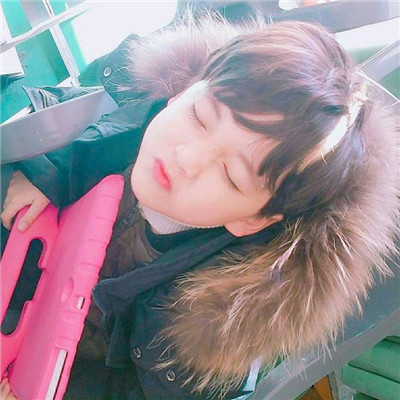 超萌小正太男生抖音真人头像图片