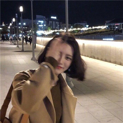 qq头像婚纱女生背影图片