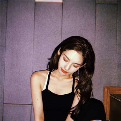 qq头像婚纱女生背影图片
