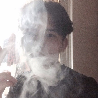 非主流头像qq头像欧美男生大笑图片