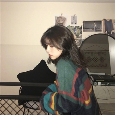 高清一人多张女生头像图片