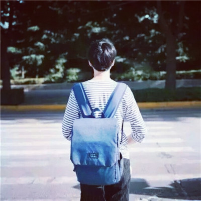 微信紫色男生头像图片