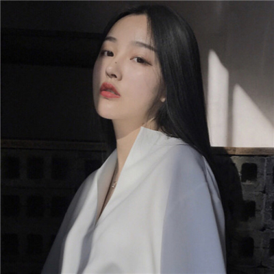 可爱的二次元头像女生图片