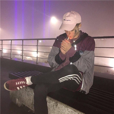 嘻哈范超酷帅气有帽子耐克的头像男生头像图片