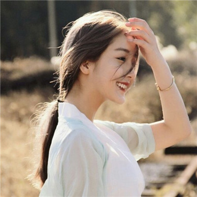 有纹身的动漫女生头像图片