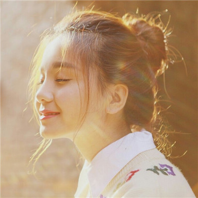 有纹身的动漫女生头像图片