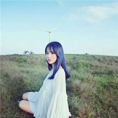 qq头像动漫女生文艺图片