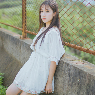 qq头像动漫女生文艺图片