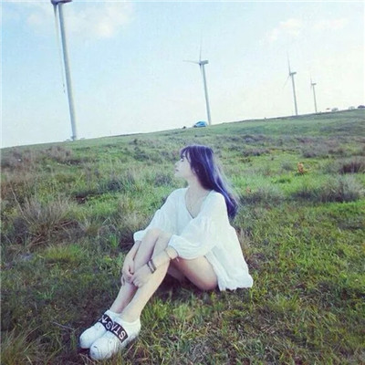 qq头像动漫女生文艺图片