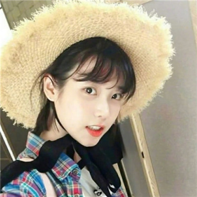 三张一个人的女生头像图片