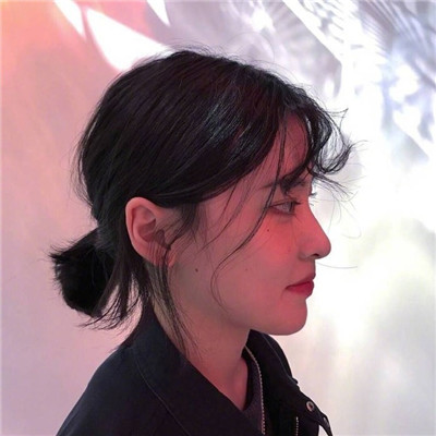 三张一个人的女生头像图片