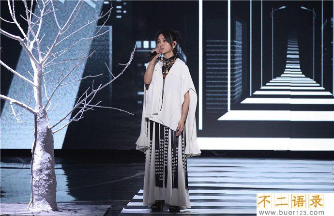 周笔畅现在结婚了吗 周笔畅的男友是谁图片