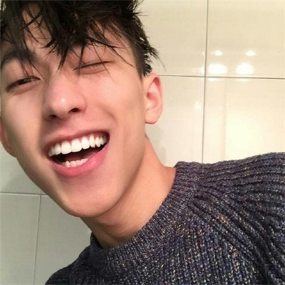 q版动漫头像男生冷酷图片