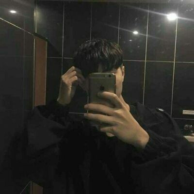 q版动漫头像男生冷酷图片