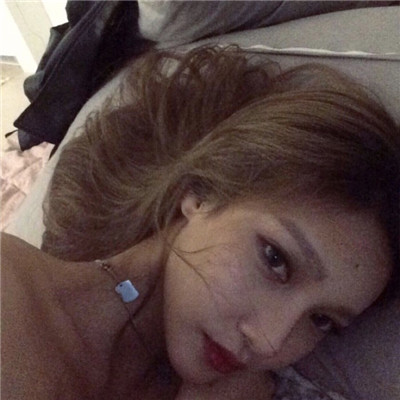 qq头像女生动漫闺密图片