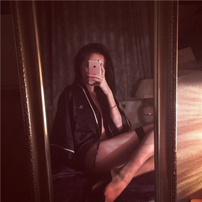 qq头像女生动漫闺密图片