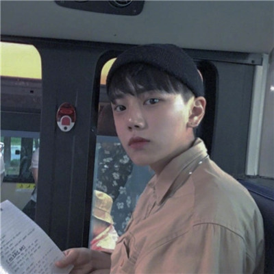 2018唯美男生吉他头像图片图片