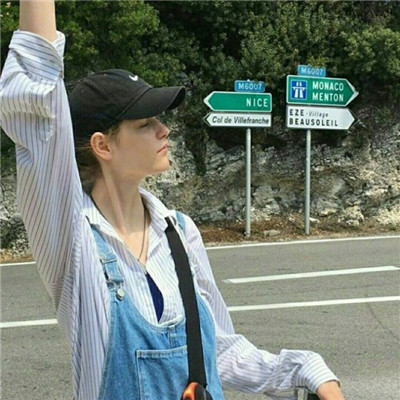 黑色系露骨qq女生头像图片