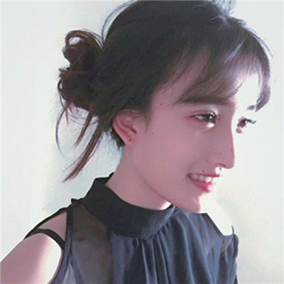 qq好看的女生头像背影图片