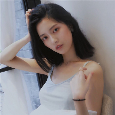 现在最流行的头像女生图片
