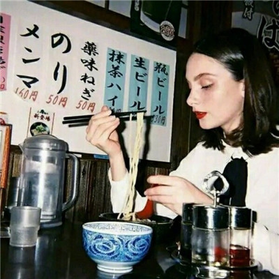 qq头像女生欧美风唯美图片