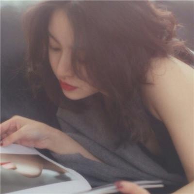 动漫黑白女生头像大全图片