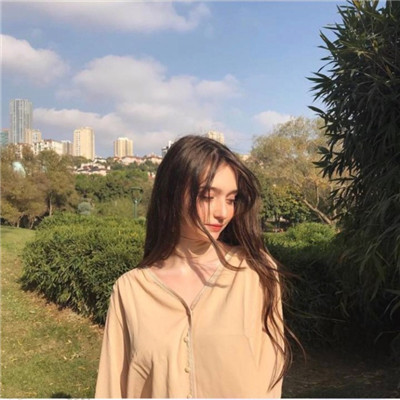 扣扣头像女生黑白伤感图片