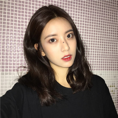 森系女生绘画头像女生图片