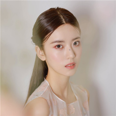 森系女生绘画头像女生图片