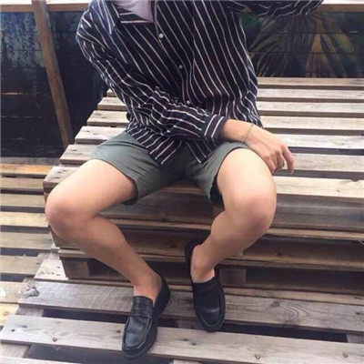 成熟帅气型男头像2018精选动漫男生失恋头像黑白图片