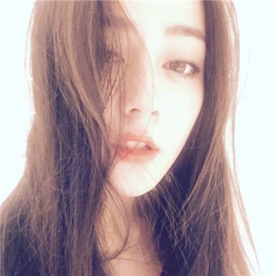 卷发女生侧脸头像女生图片