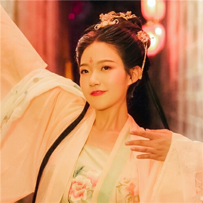 qq头像最美的女生头像图片