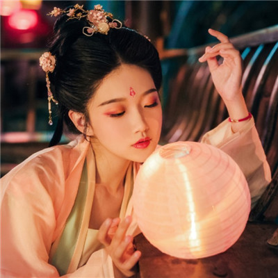 qq头像最美的女生头像图片