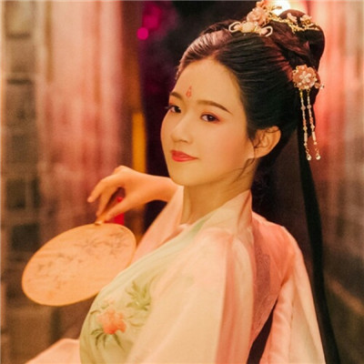 qq头像最美的女生头像图片