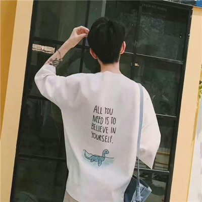 2018快手头像男生伤感头像头上有书图片